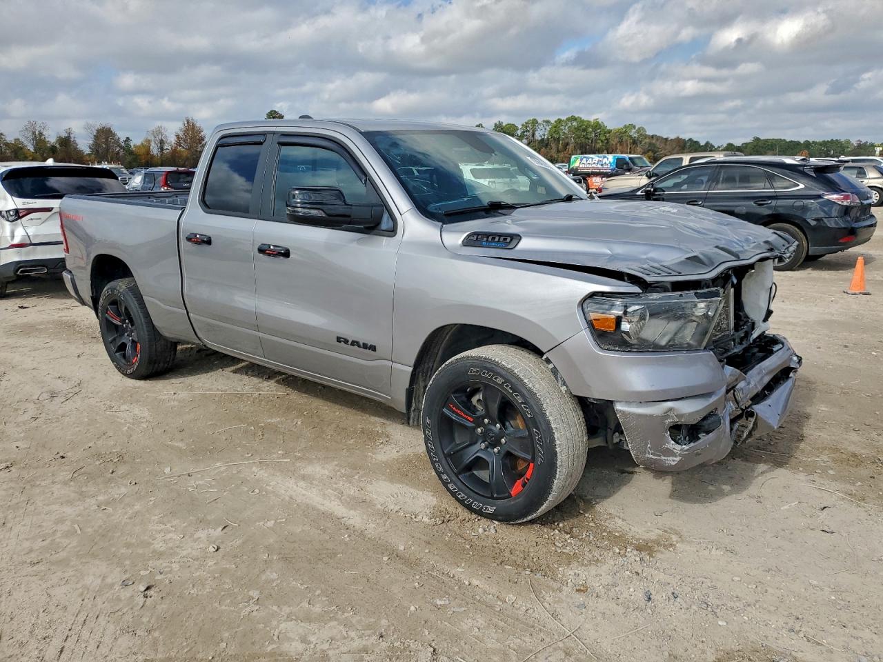 2023 RAM 1500 BIG HORN/LONE STAR photo 4