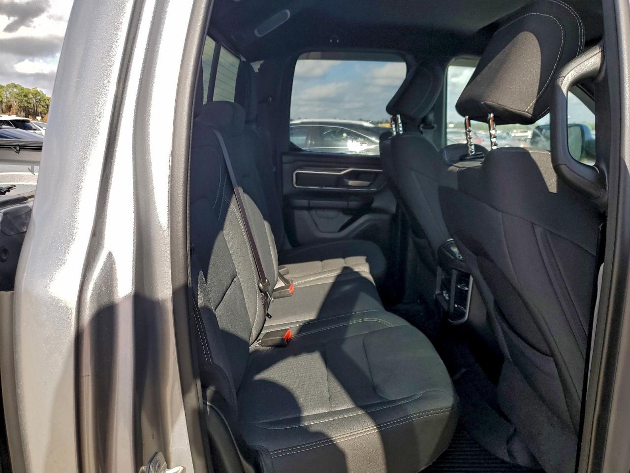 2023 RAM 1500 BIG HORN/LONE STAR photo 10