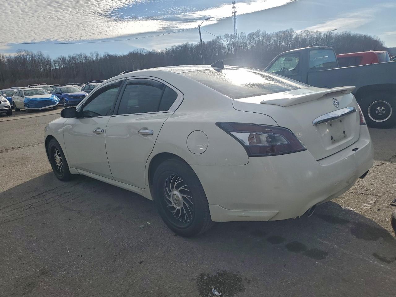 2013 NISSAN MAXIMA S photo 2