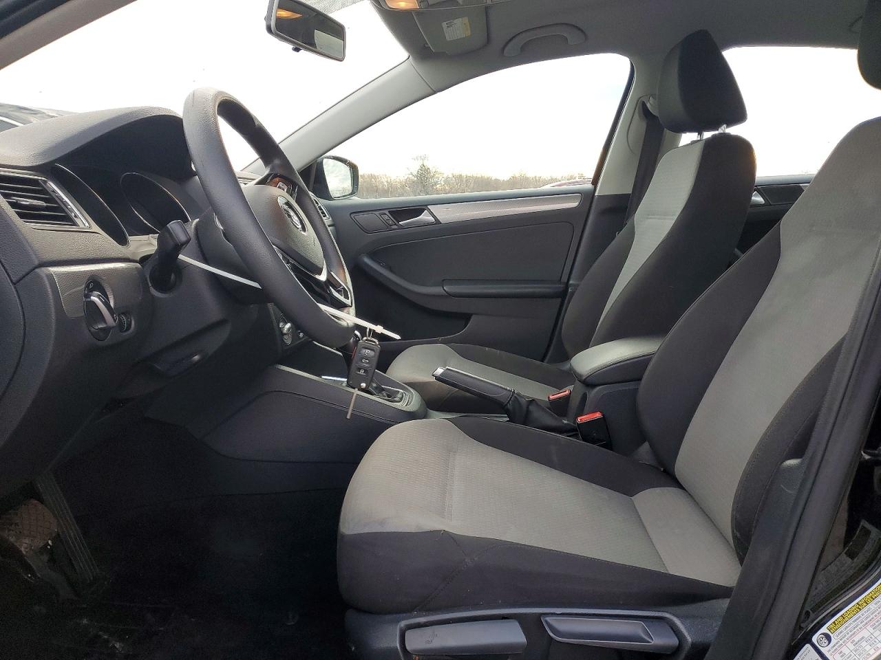 2017 VOLKSWAGEN JETTA S photo 13