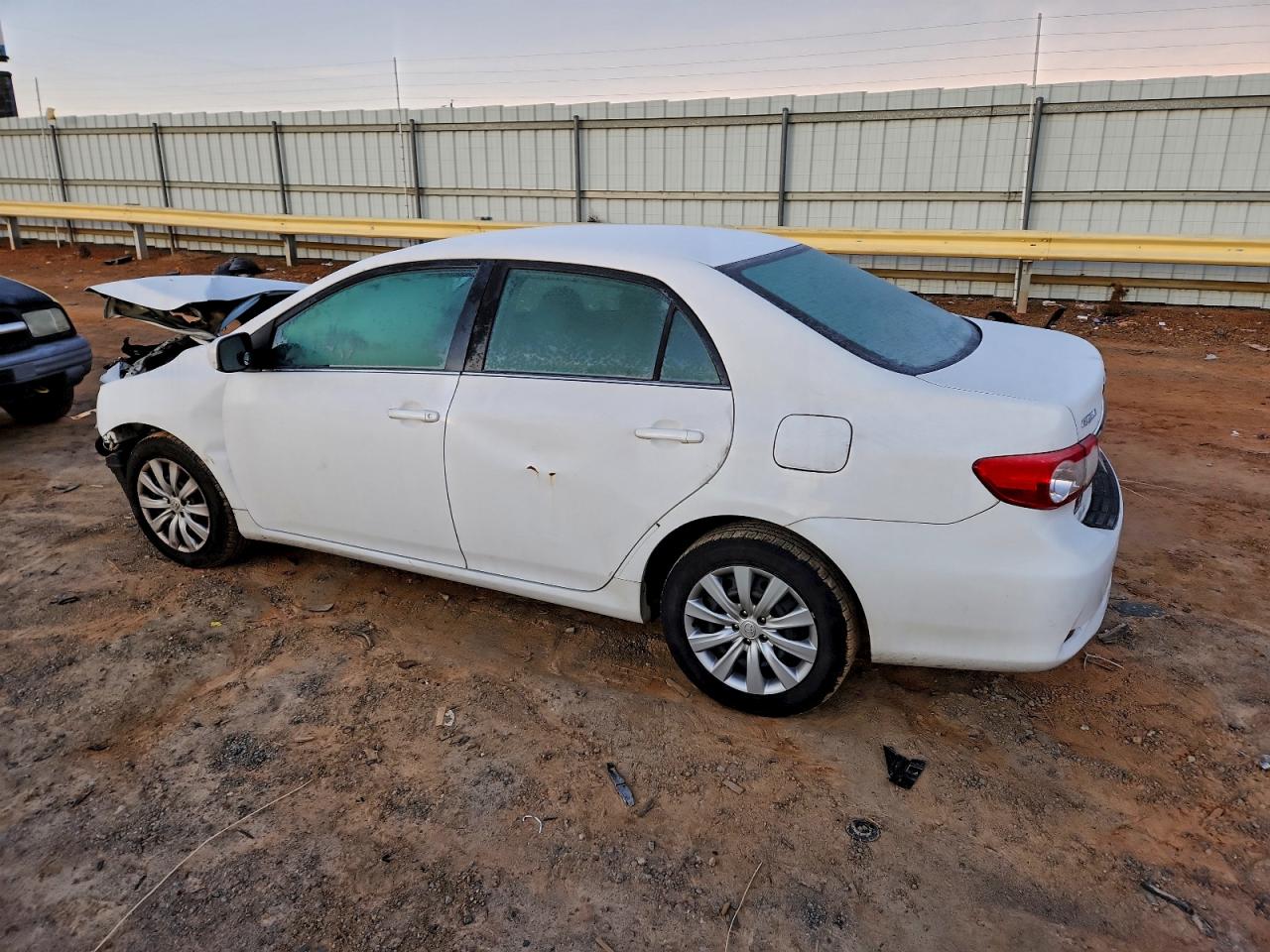 2013 TOYOTA COROLLA BASE photo 2