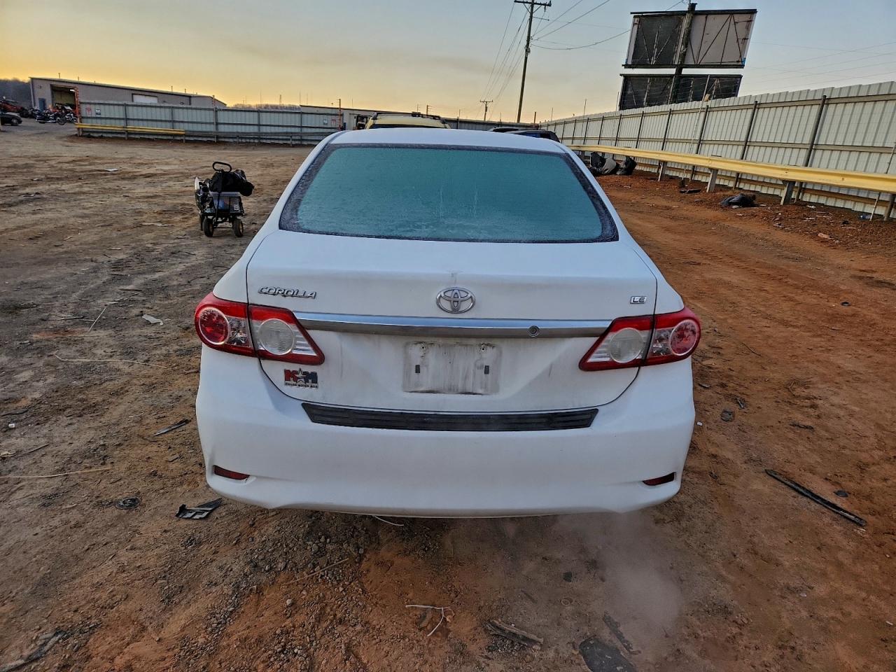 2013 TOYOTA COROLLA BASE photo 6