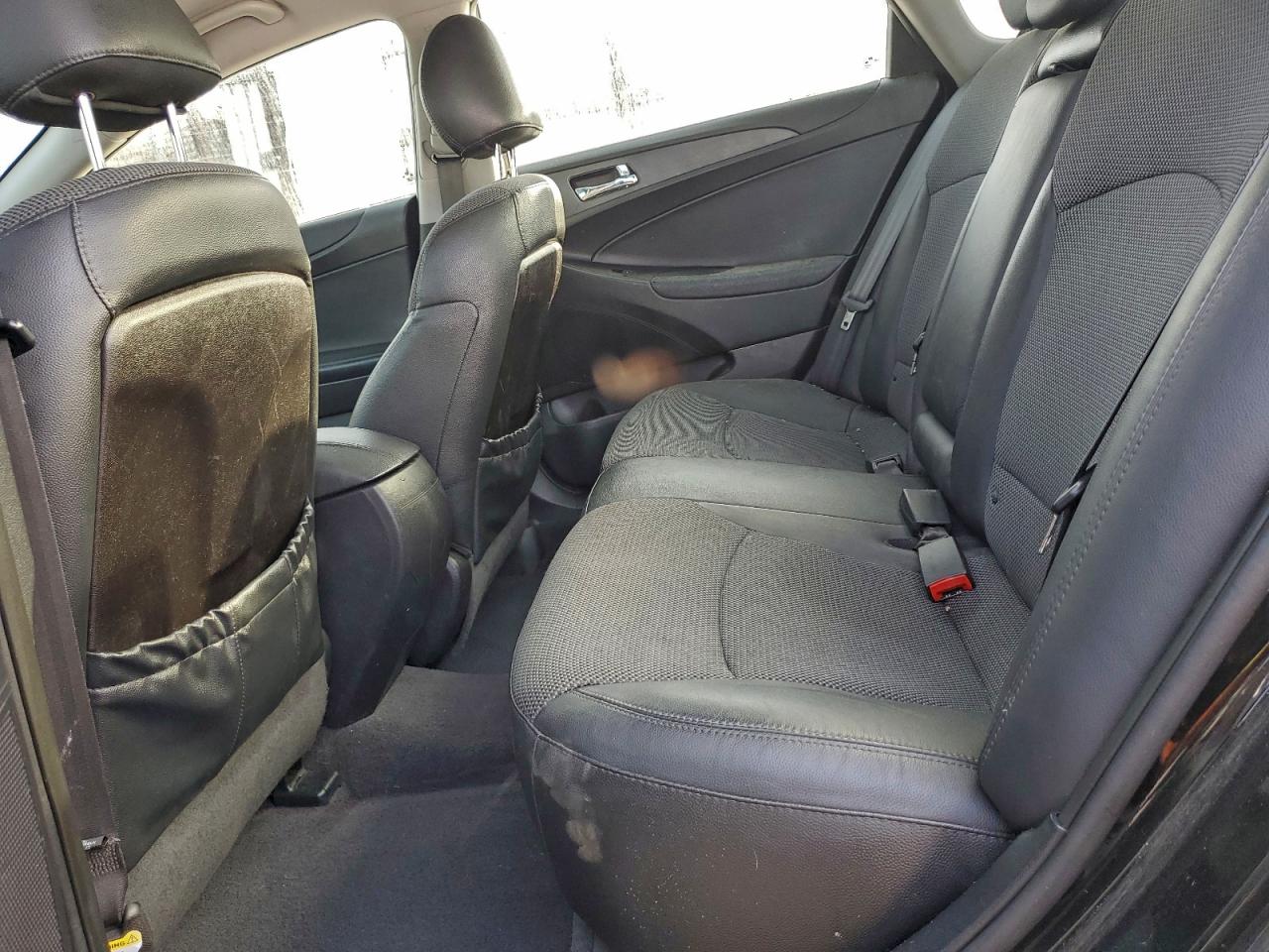 2012 HYUNDAI SONATA SE photo 10