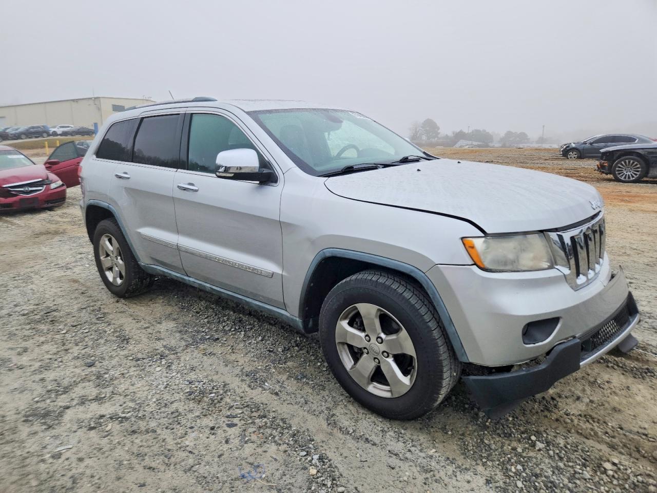 2011 JEEP GRAND CHEROKEE LIMITED photo 4