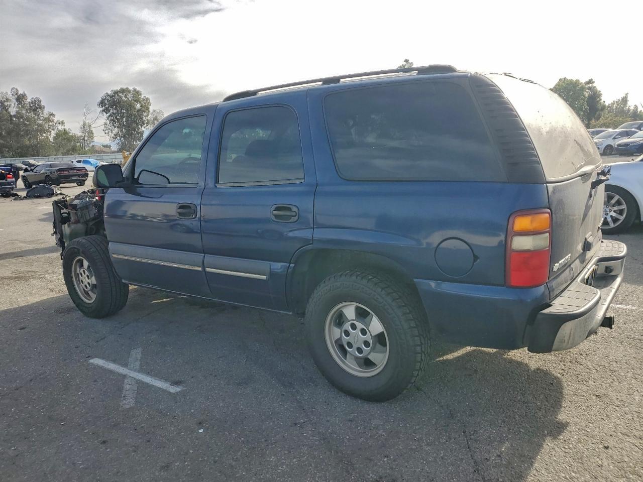 2003 CHEVROLET TAHOE C1500 photo 2
