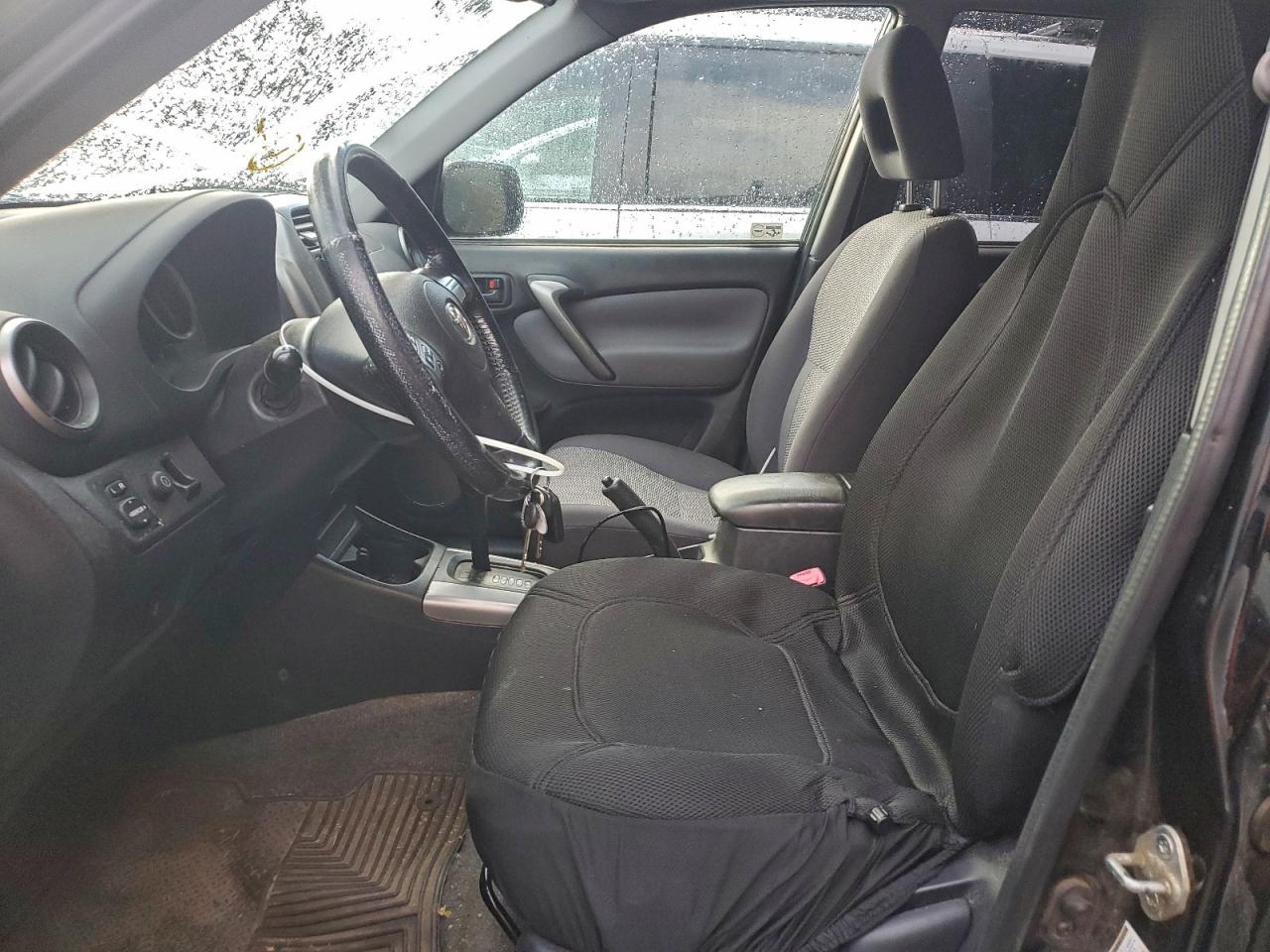 2004 TOYOTA RAV4 photo 7