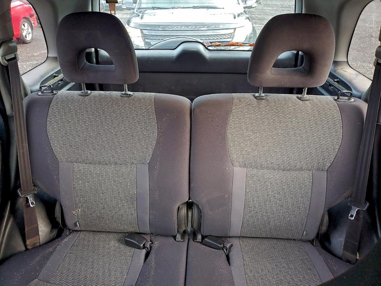 2004 TOYOTA RAV4 photo 10