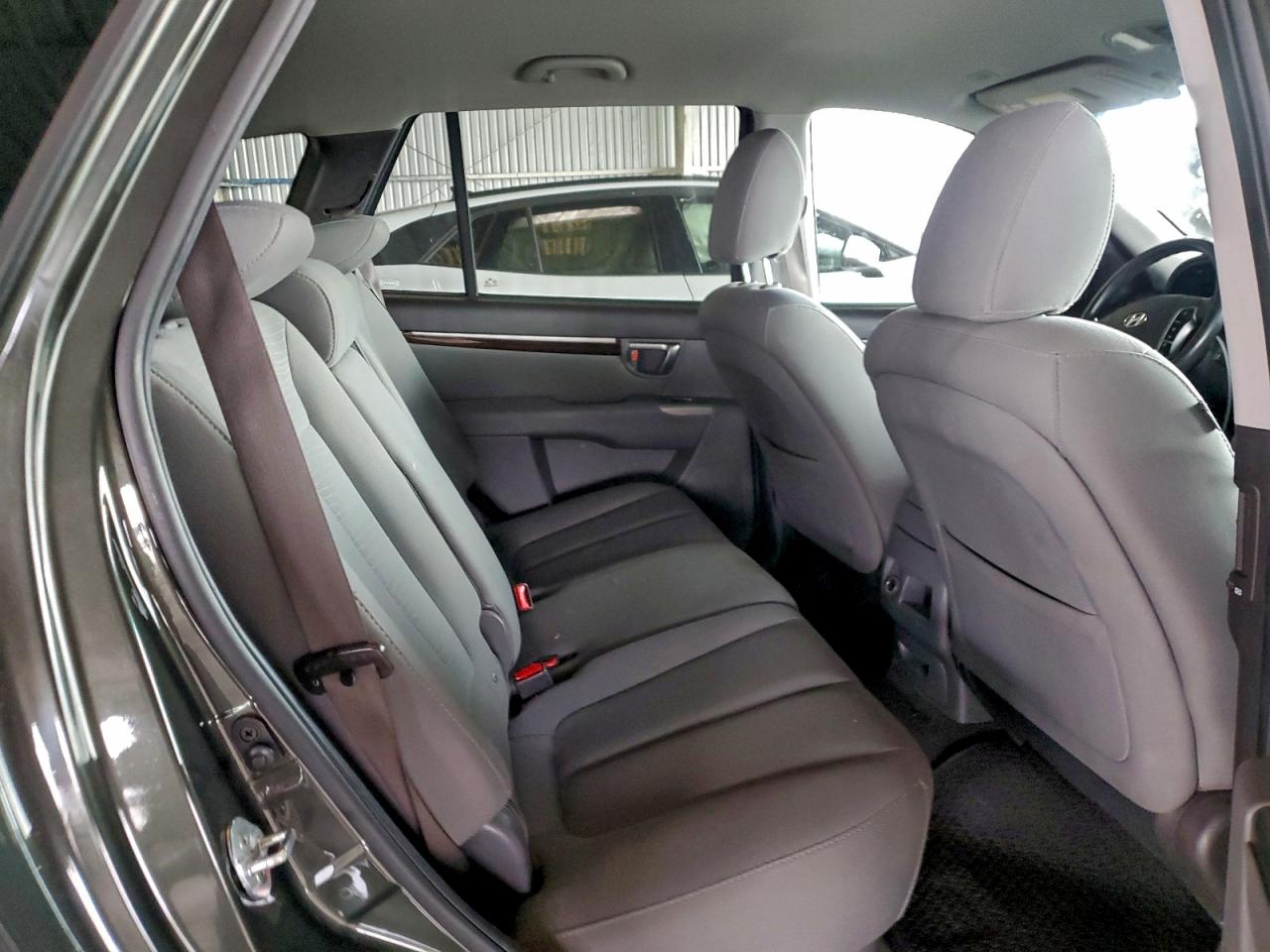 2012 HYUNDAI SANTA FE GLS photo 10