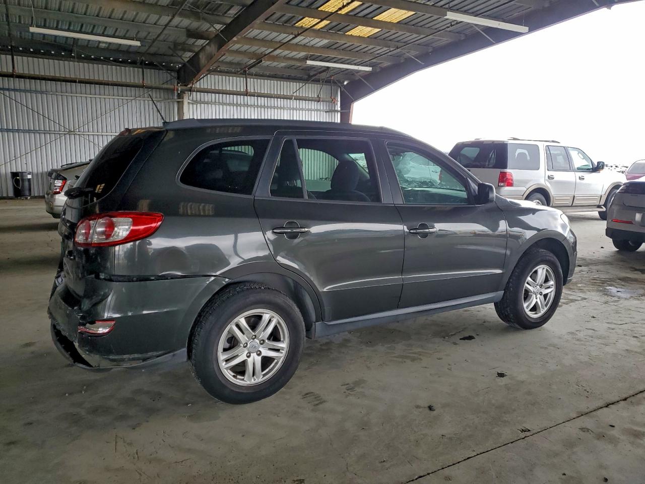 2012 HYUNDAI SANTA FE GLS photo 3