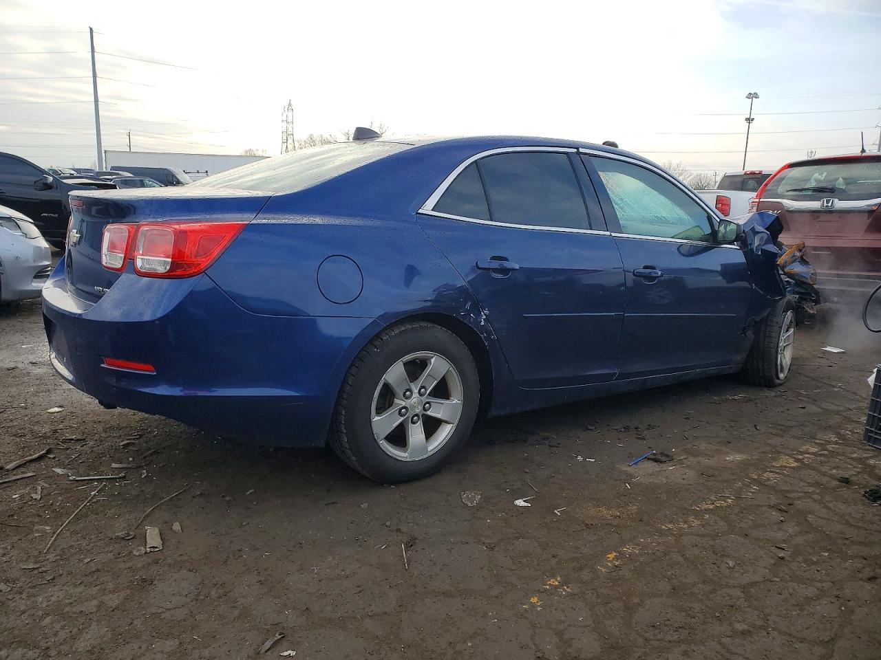 2013 CHEVROLET MALIBU LS photo 3