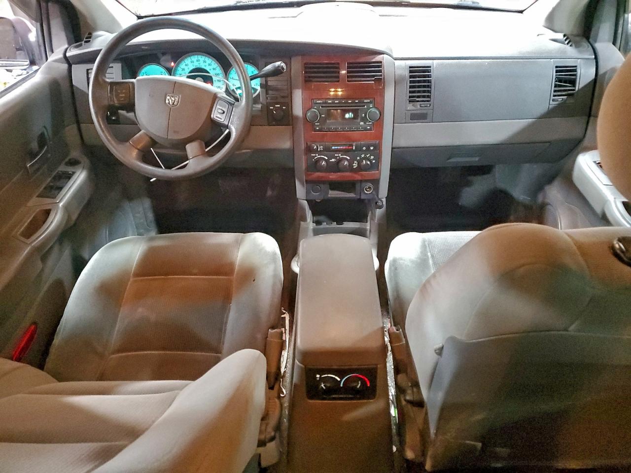 2005 DODGE DURANGO SLT photo 8