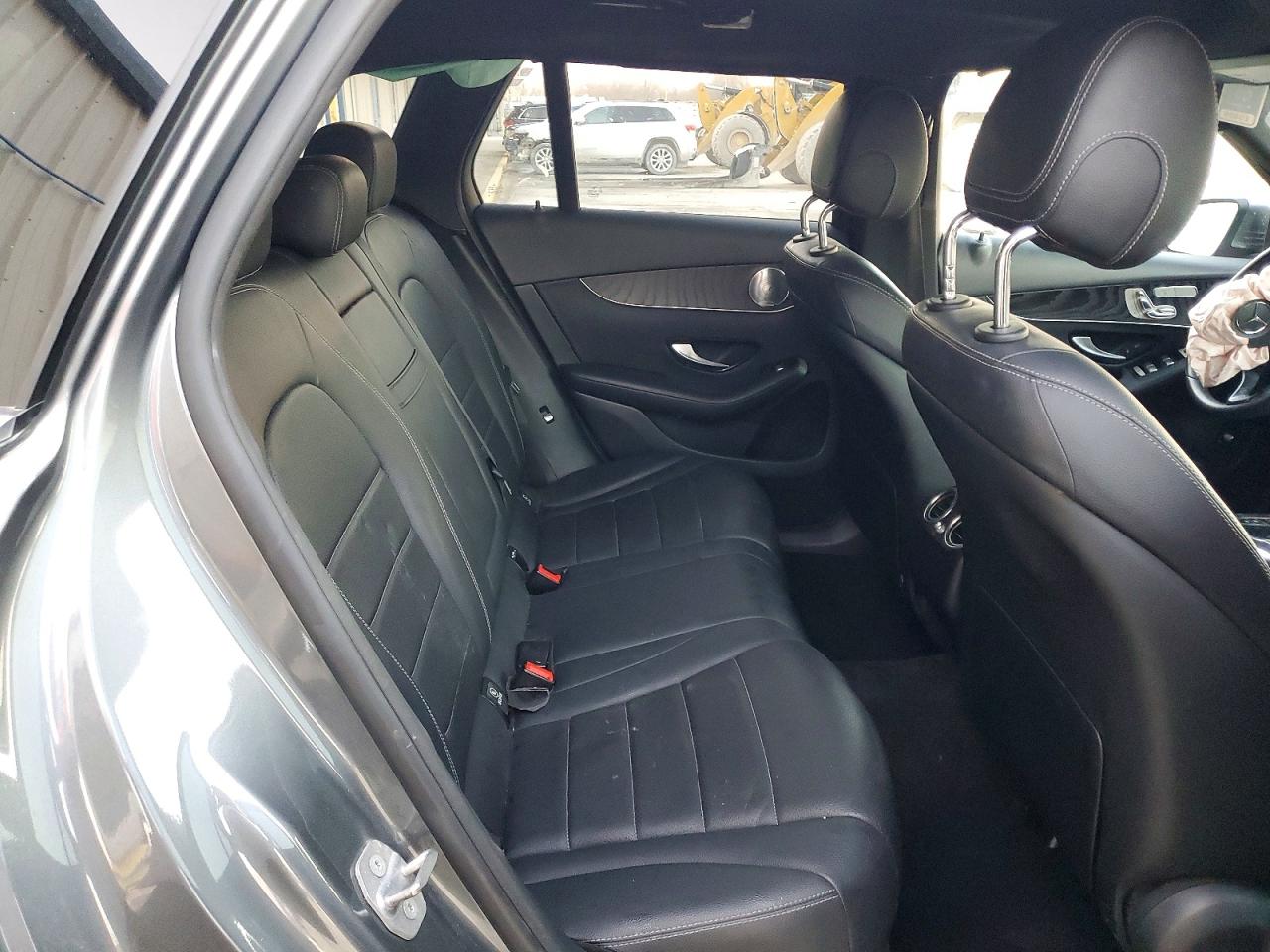 2018 MERCEDES-BENZ GLC 300 4MATIC photo 10