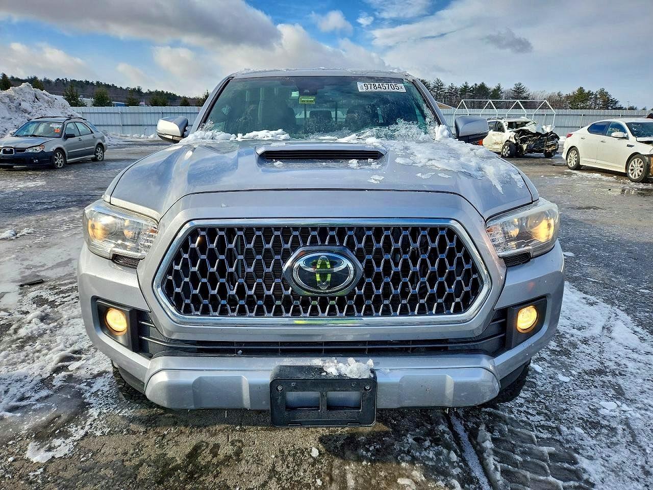 2019 TOYOTA TACOMA DOUBLE CAB photo 5
