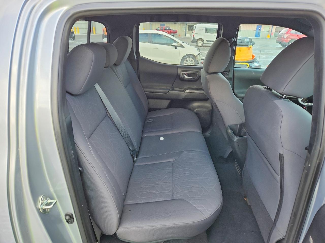 2019 TOYOTA TACOMA DOUBLE CAB photo 10
