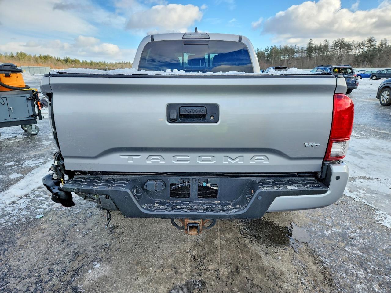 2019 TOYOTA TACOMA DOUBLE CAB photo 6