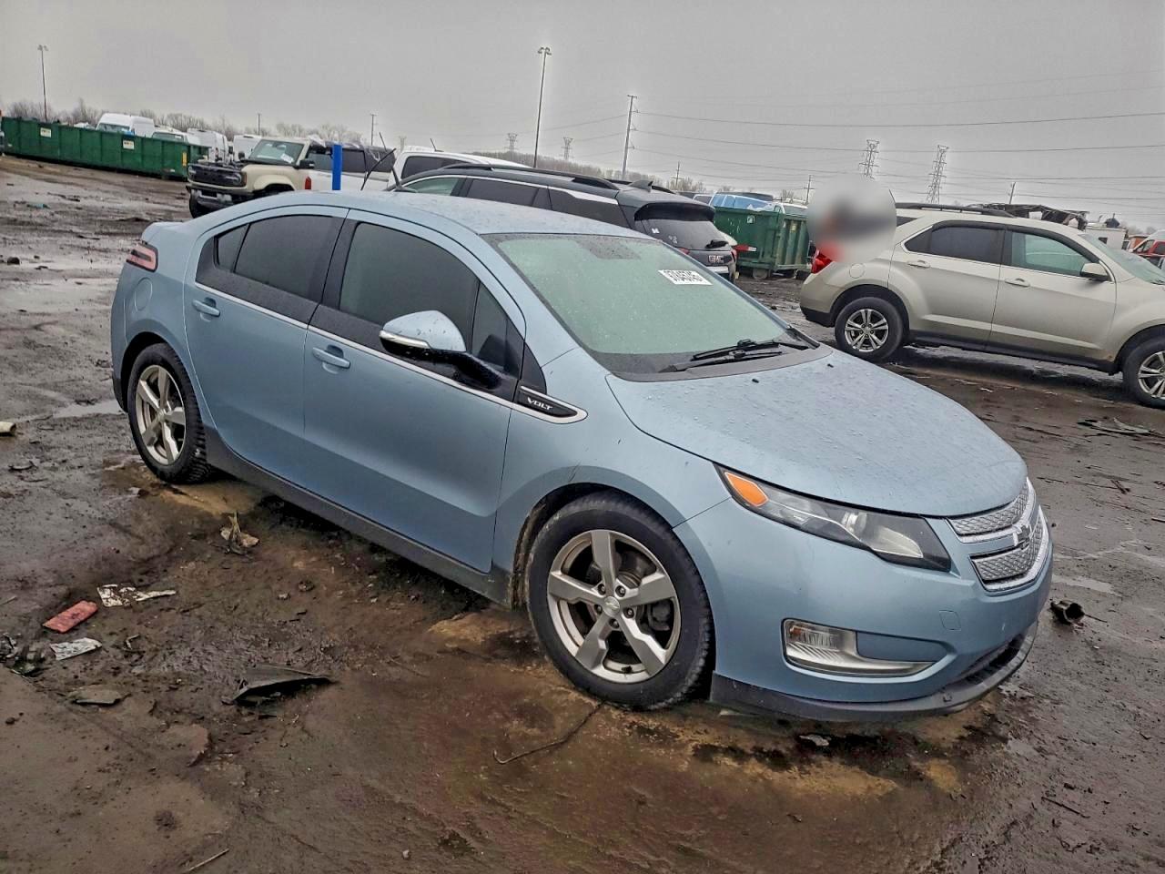 2013 CHEVROLET VOLT photo 4