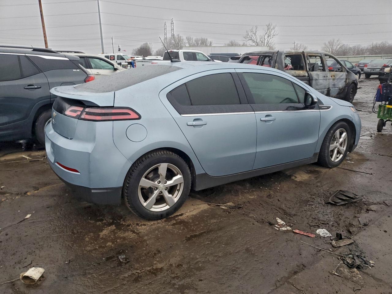 2013 CHEVROLET VOLT photo 3