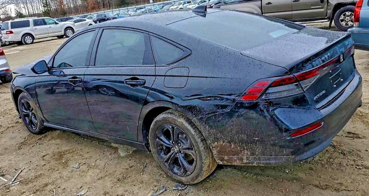 2025 HONDA ACCORD SE photo 2