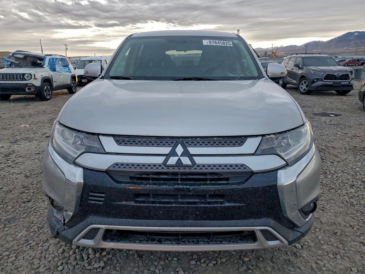 2019 MITSUBISHI OUTLANDER SE photo 5
