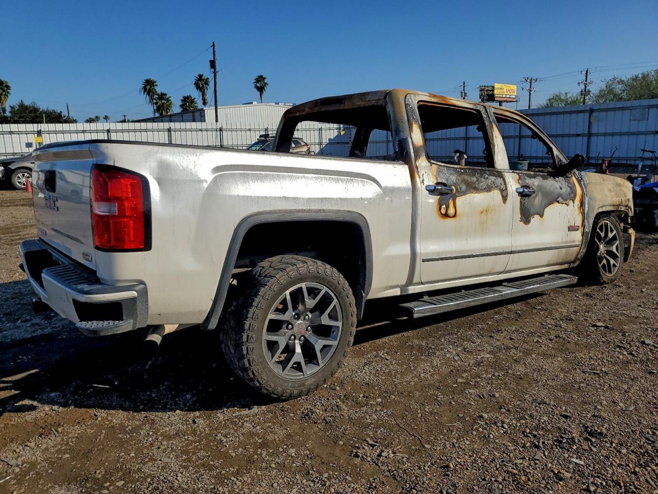 2015 GMC SIERRA K1500 SLT photo 3
