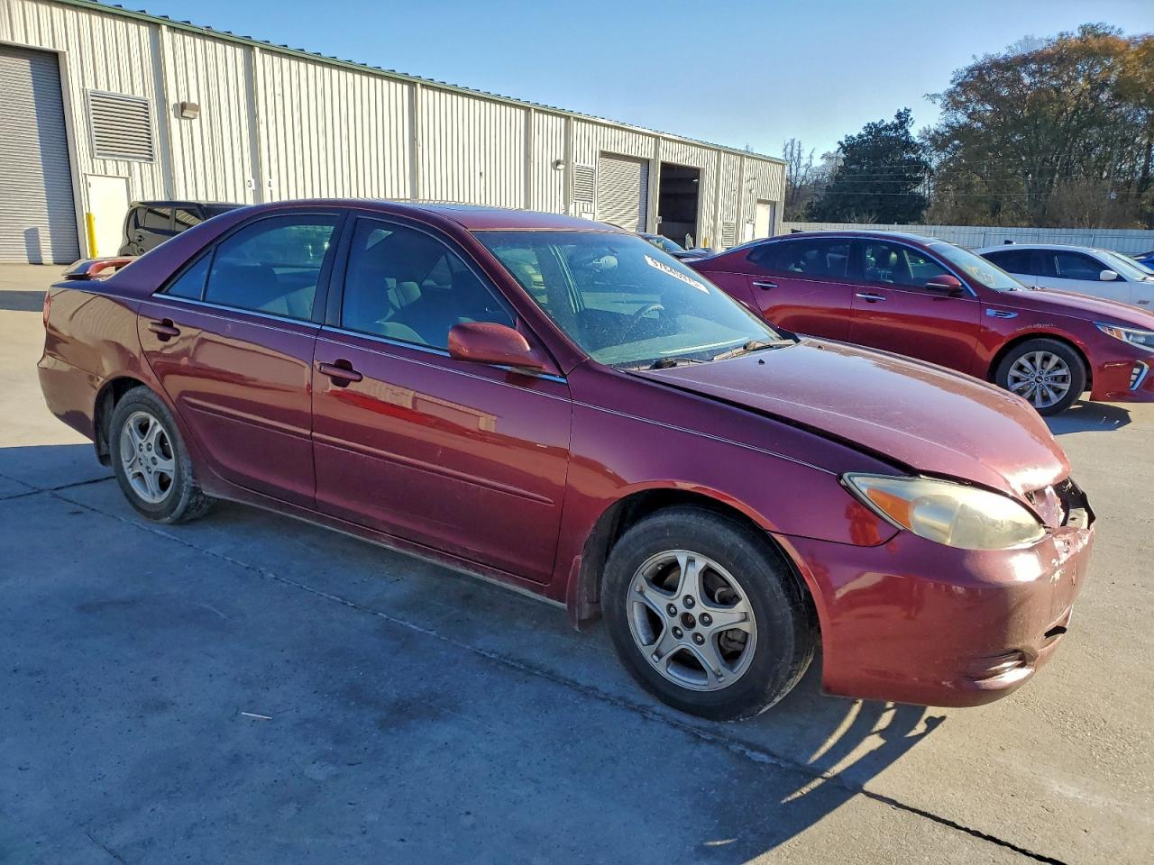 2002 TOYOTA CAMRY LE photo 4
