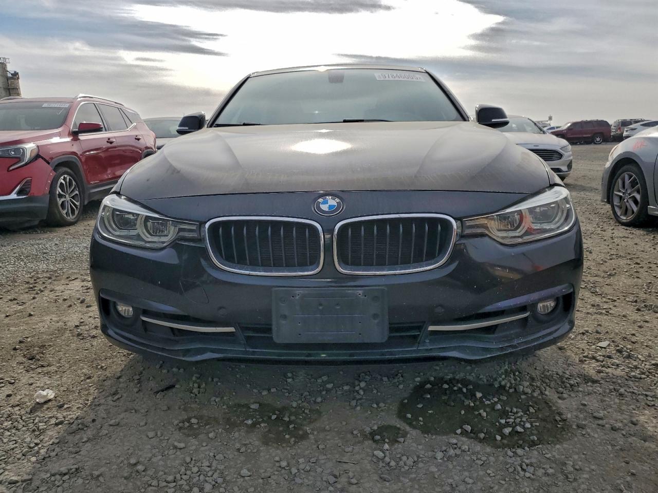 2017 BMW 330 I photo 5