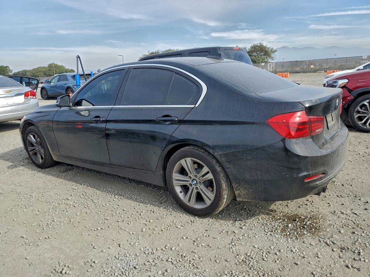 2017 BMW 330 I photo 2