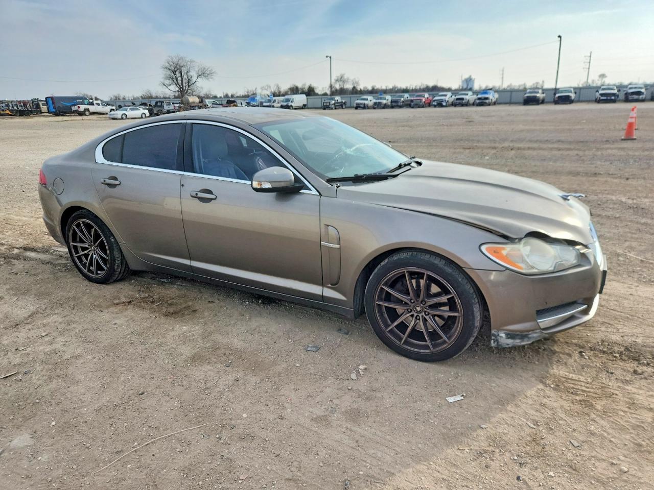 2009 JAGUAR XF PREMIUM LUXURY photo 4