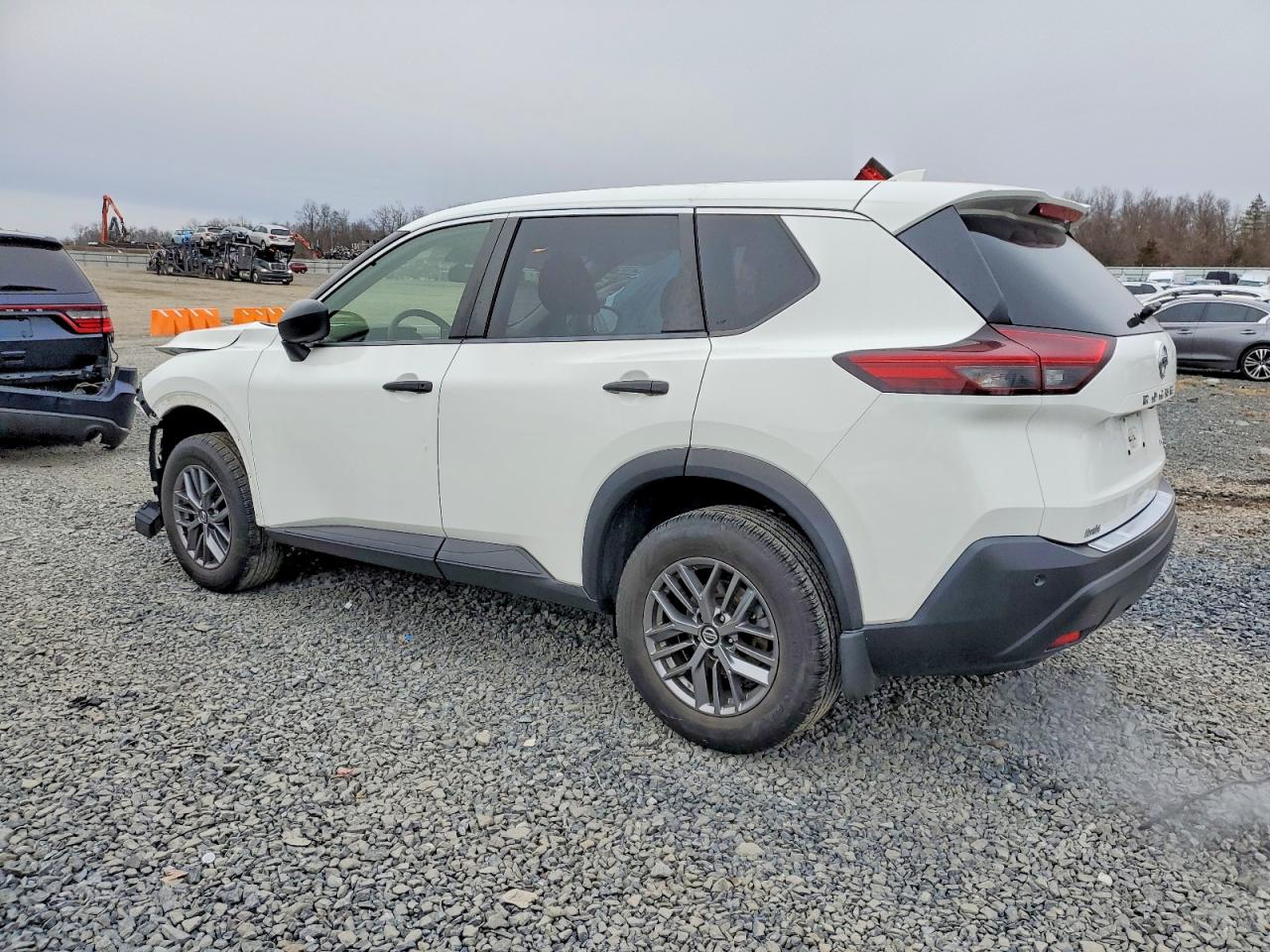 2021 NISSAN ROGUE S photo 2