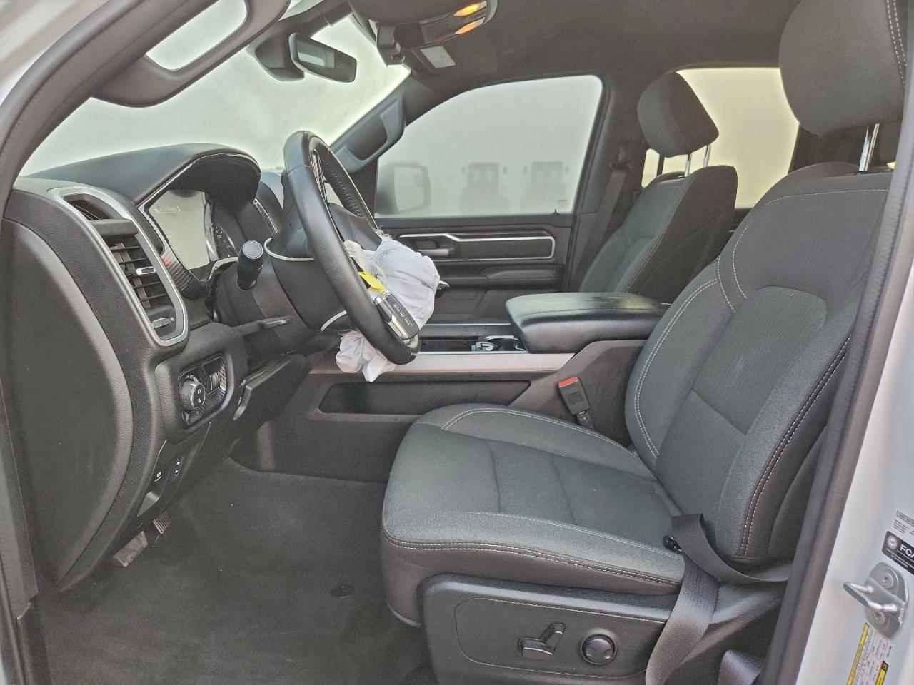 2023 RAM 1500 BIG HORN photo 7
