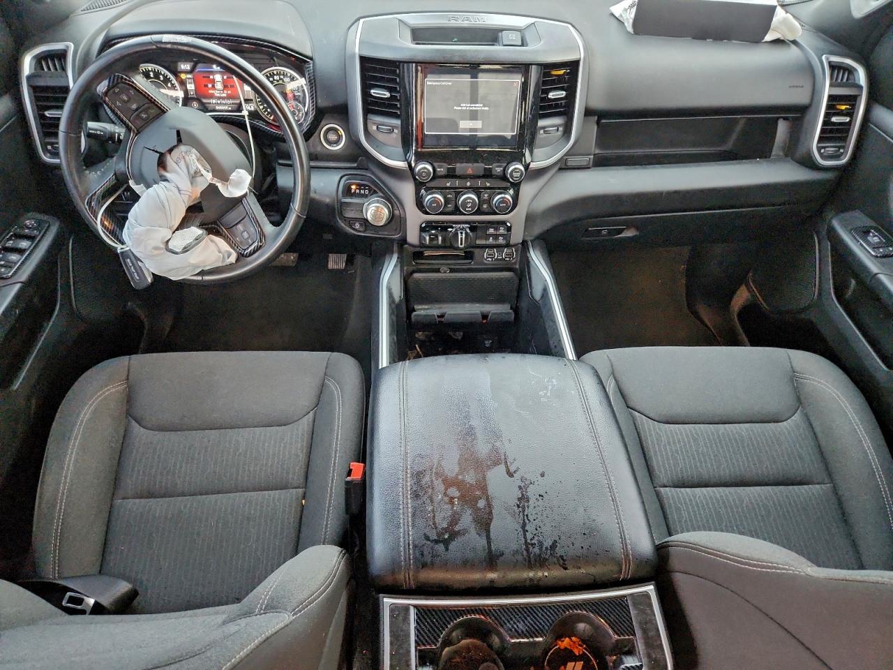 2023 RAM 1500 BIG HORN photo 8