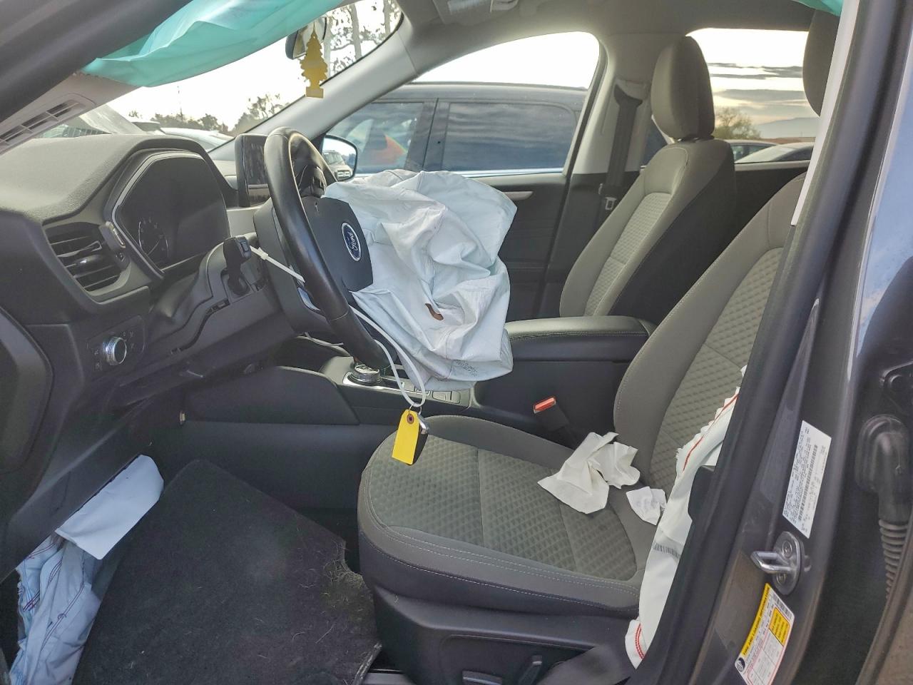 2022 FORD ESCAPE SE photo 13