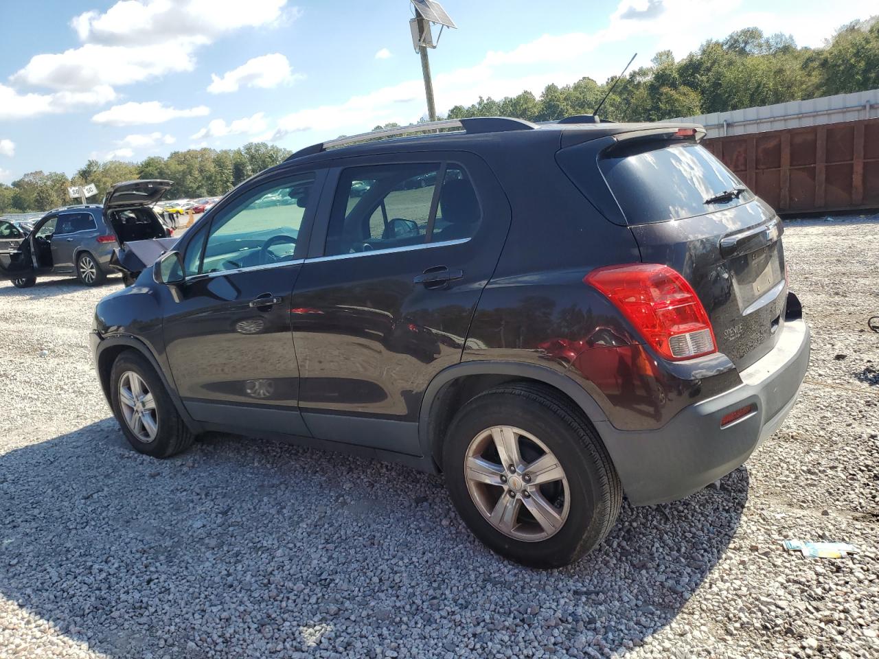 2015 CHEVROLET TRAX 1LT photo 3