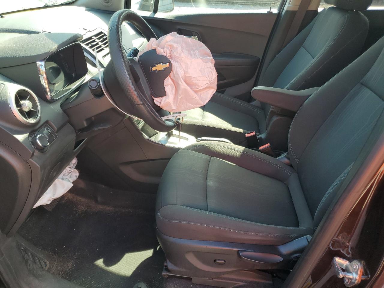 2015 CHEVROLET TRAX 1LT photo 13