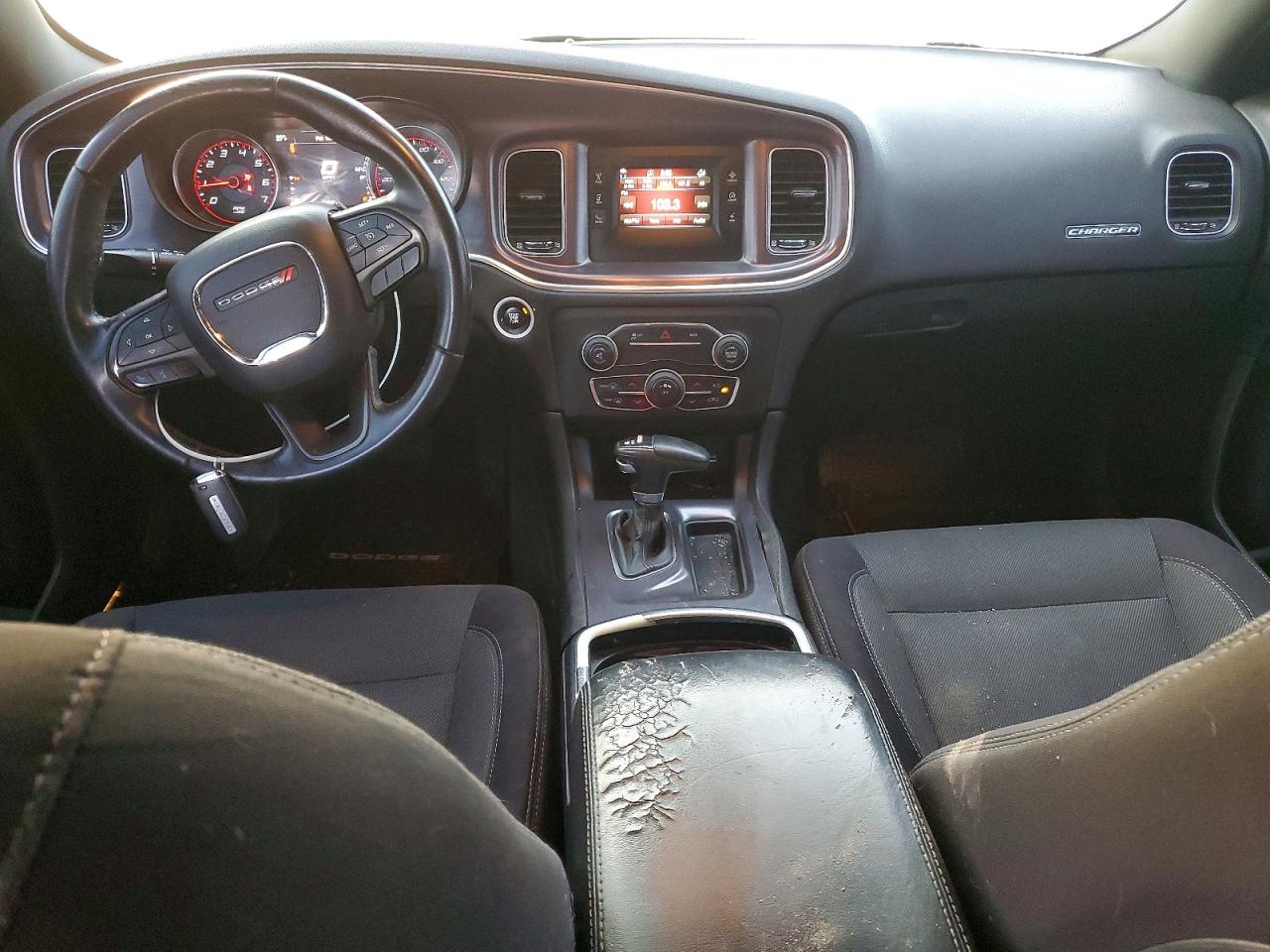 2015 DODGE CHARGER SE photo 15