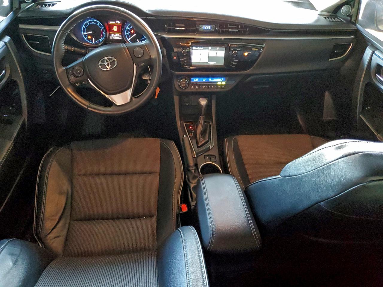 2016 TOYOTA COROLLA L photo 8