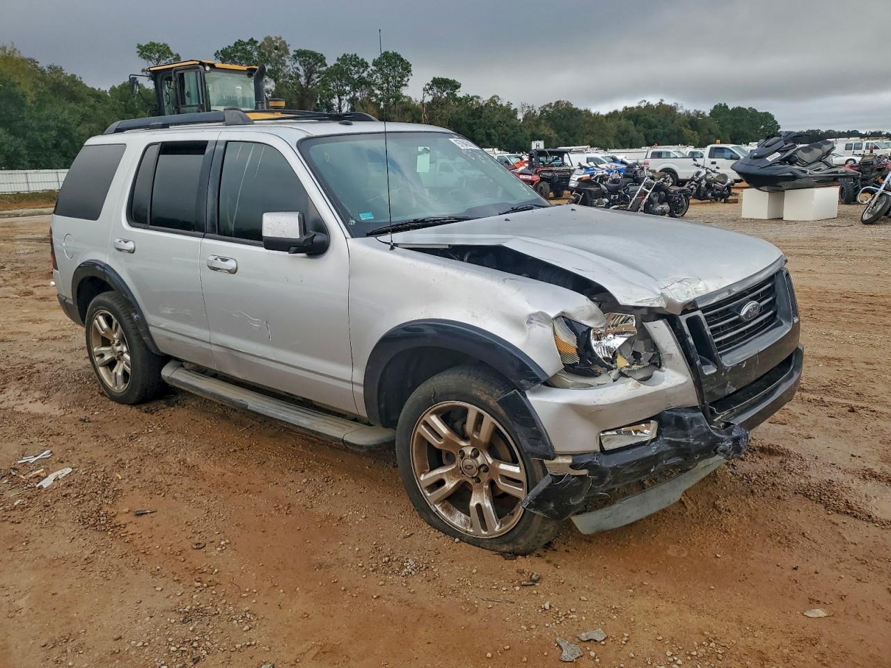 2010 FORD EXPLORER XLT photo 4