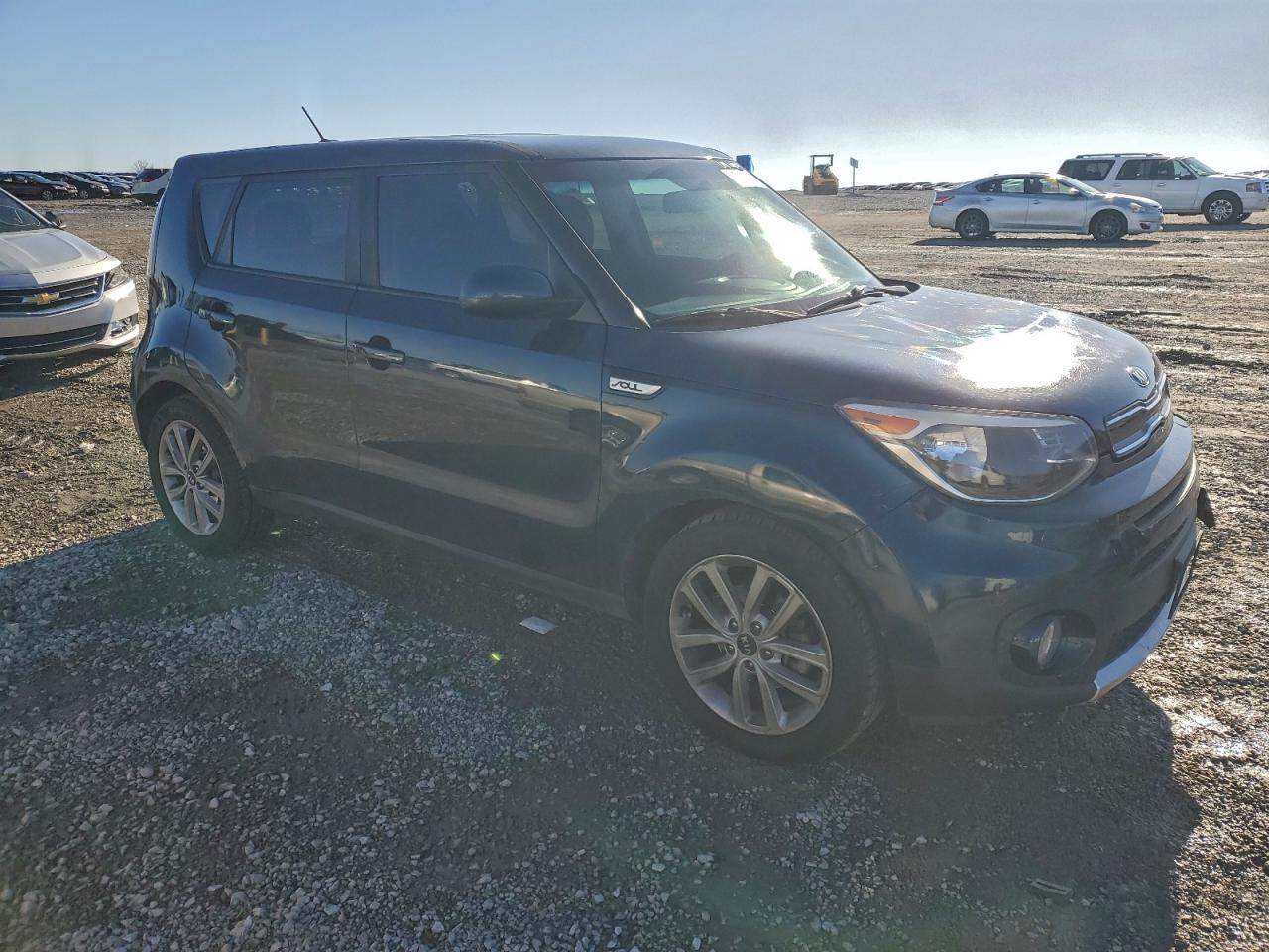 2017 KIA SOUL + photo 4