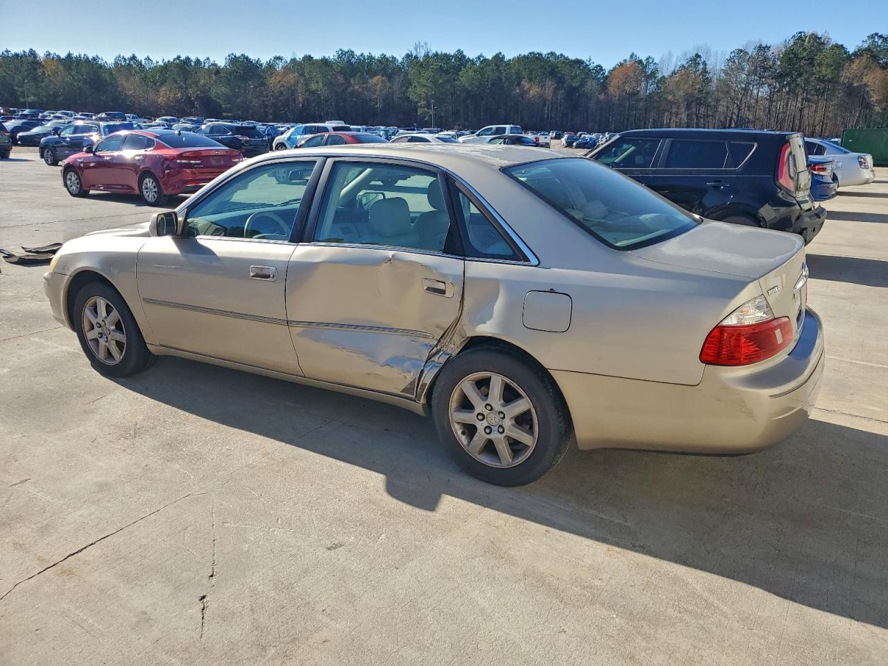 2004 TOYOTA AVALON XL photo 2