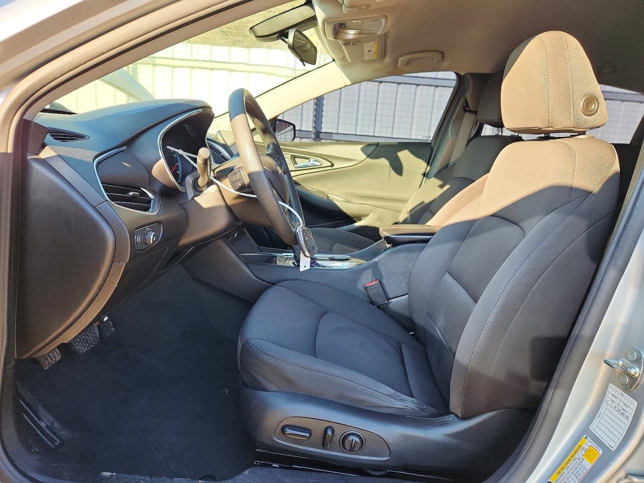 2020 CHEVROLET MALIBU LT photo 7