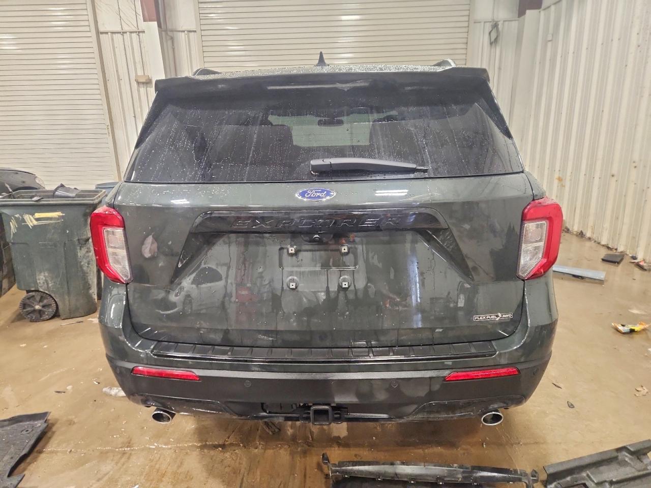 2023 FORD EXPLORER ST-LINE photo 6