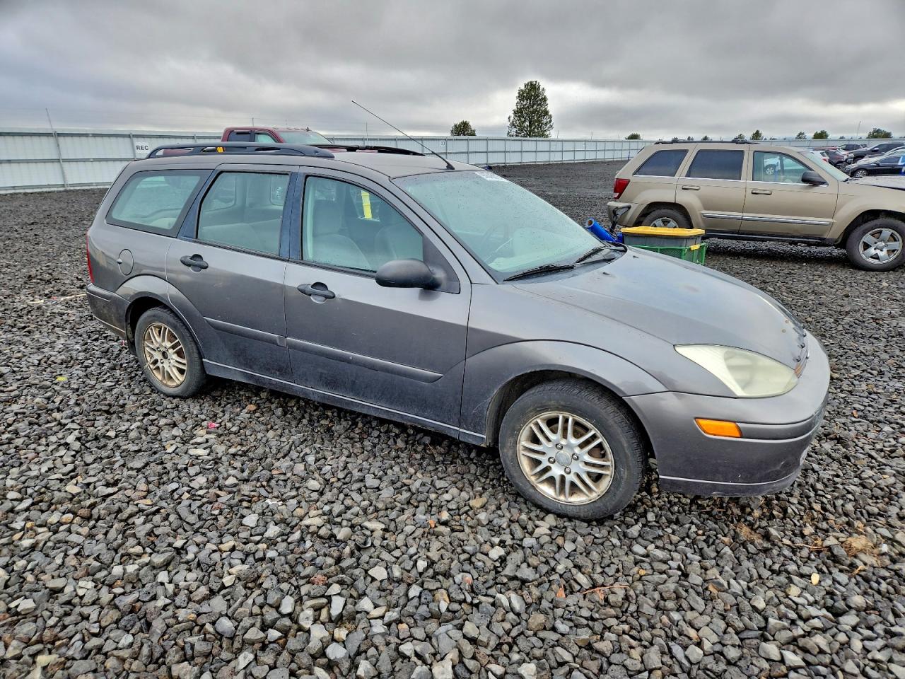 2002 FORD FOCUS SE photo 4