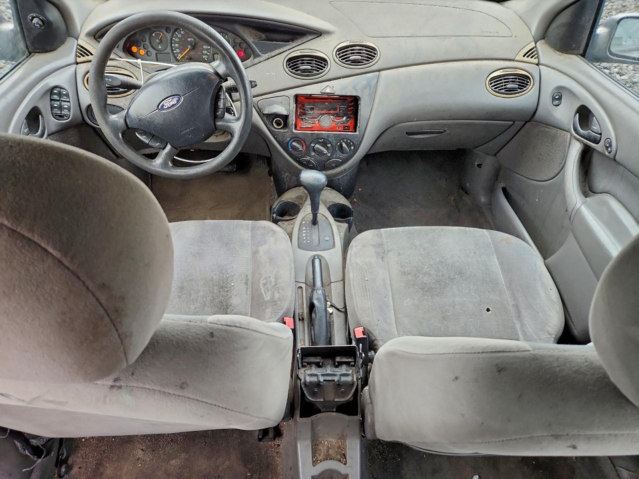 2002 FORD FOCUS SE photo 8