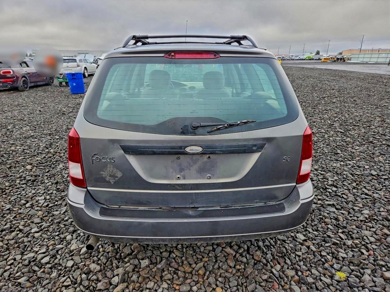 2002 FORD FOCUS SE photo 6