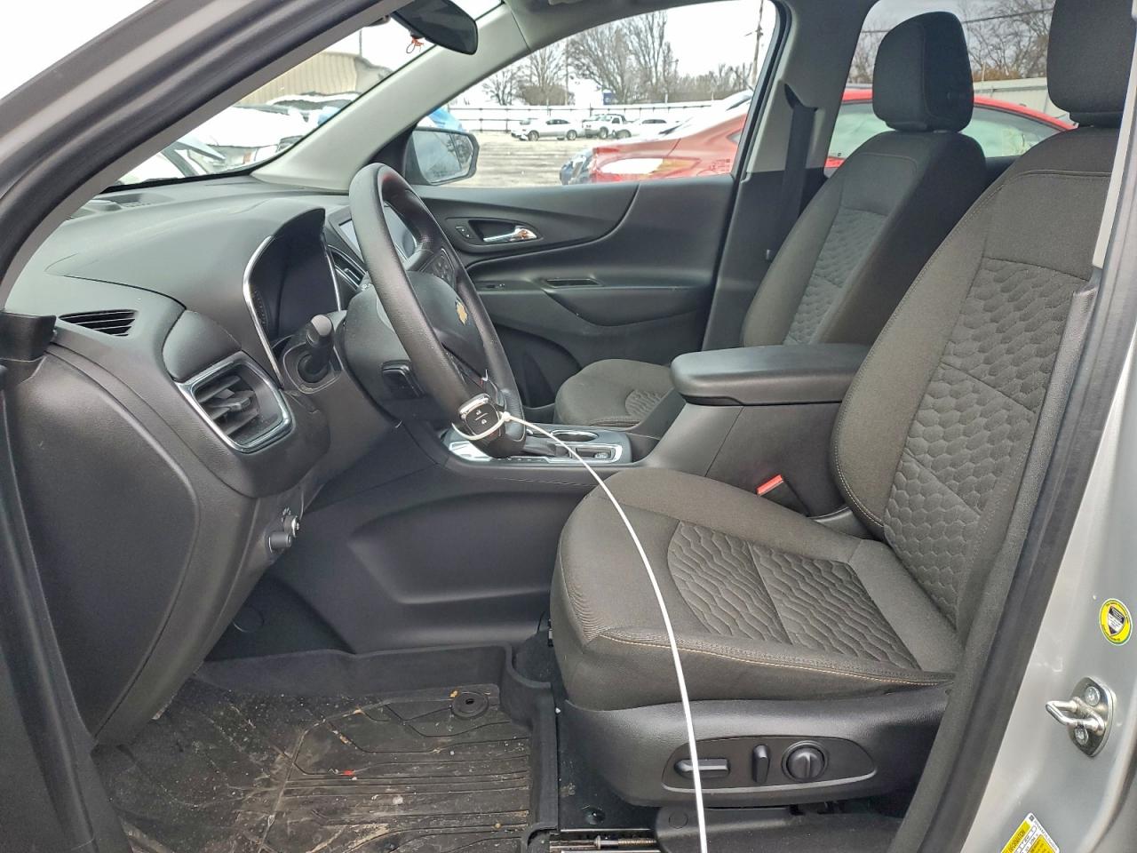 2020 CHEVROLET EQUINOX LT photo 7