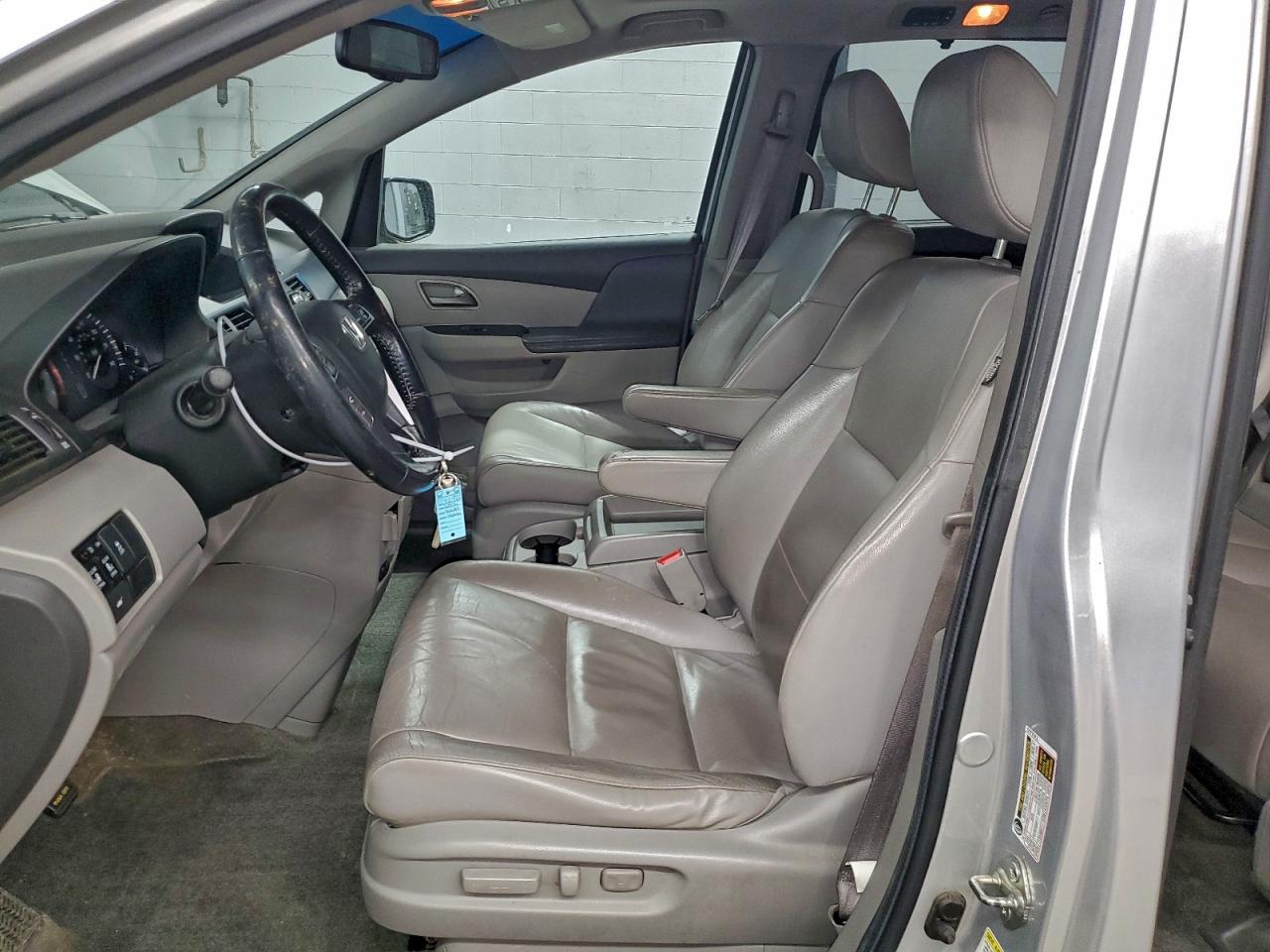 2012 HONDA ODYSSEY EXL photo 7