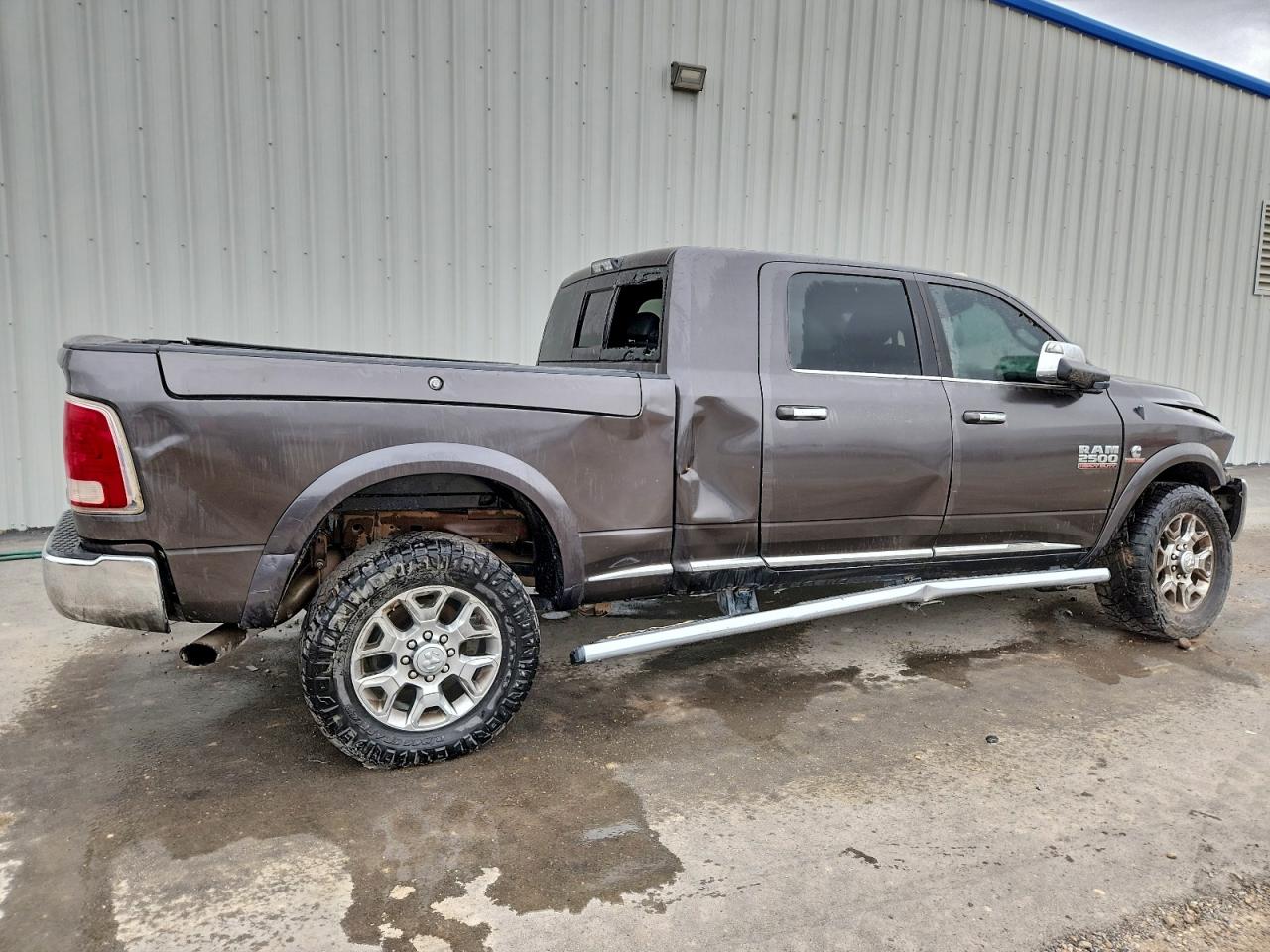 2016 RAM 2500 LONGHORN photo 3