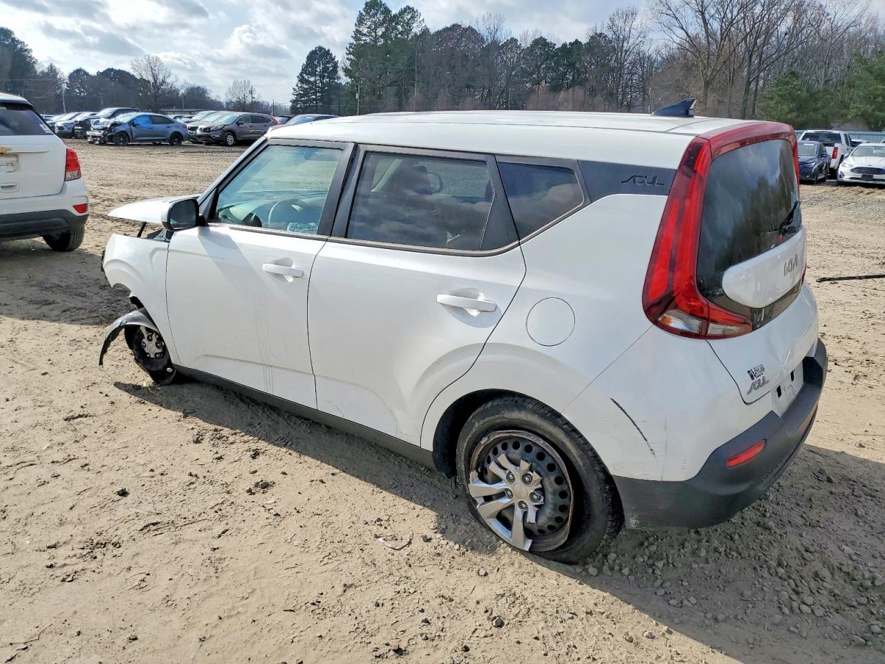 2022 KIA SOUL LX photo 4