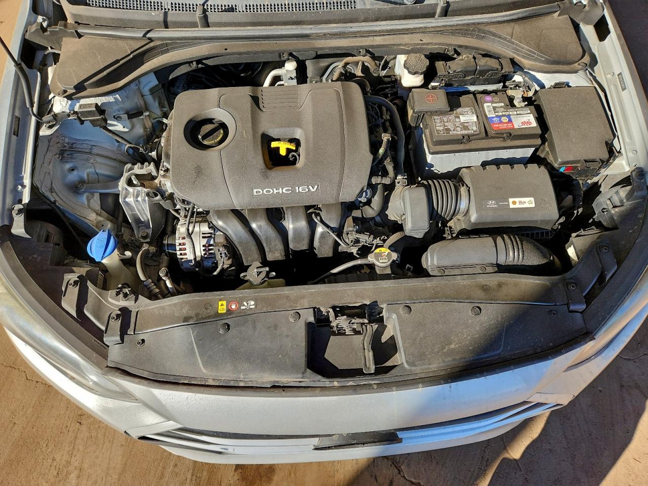 2018 HYUNDAI ELANTRA SEL photo 11