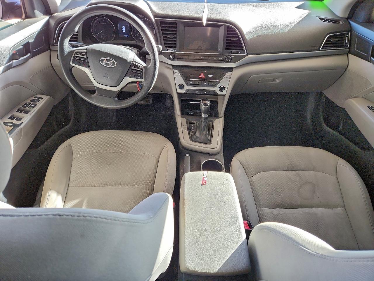 2018 HYUNDAI ELANTRA SEL photo 8